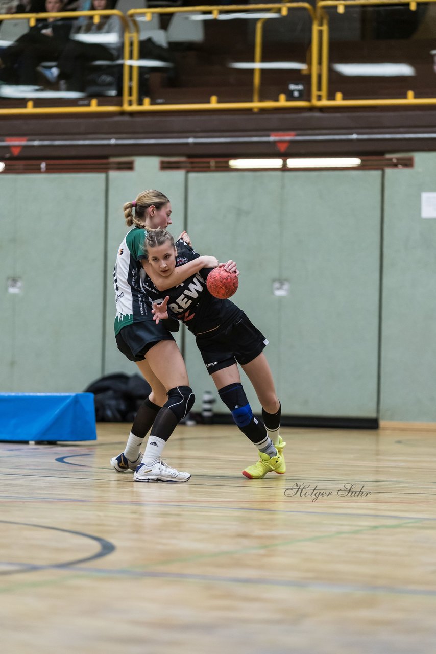 Bild 184 - wBJ SV Henstedt Ulzburg - TuRa Meldorf : Ergebnis: 22:38